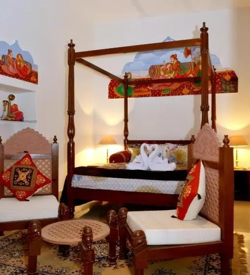 اتاق لوکس با تخت بزرگ, Jewel Palace Haweli