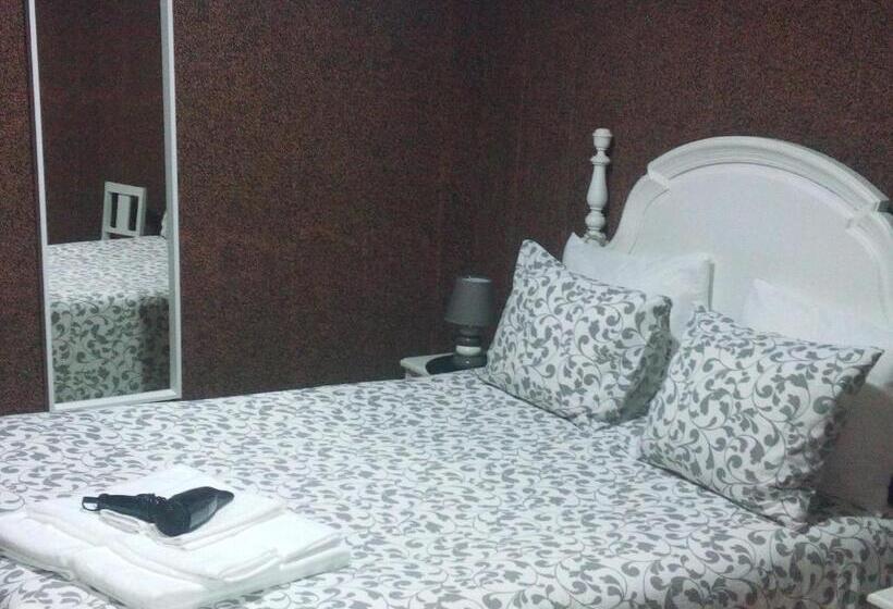 اتاق اکونومی, Jualis Guest House
