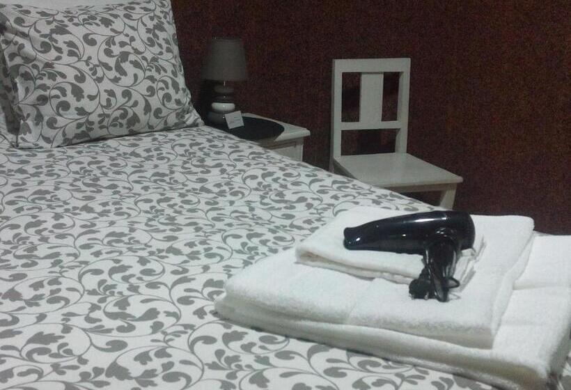 اتاق اکونومی, Jualis Guest House