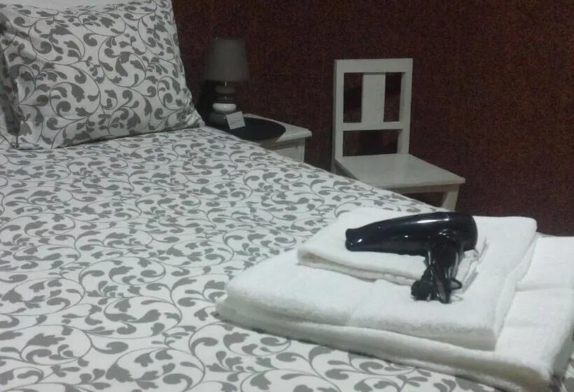 اتاق اکونومی, Jualis Guest House