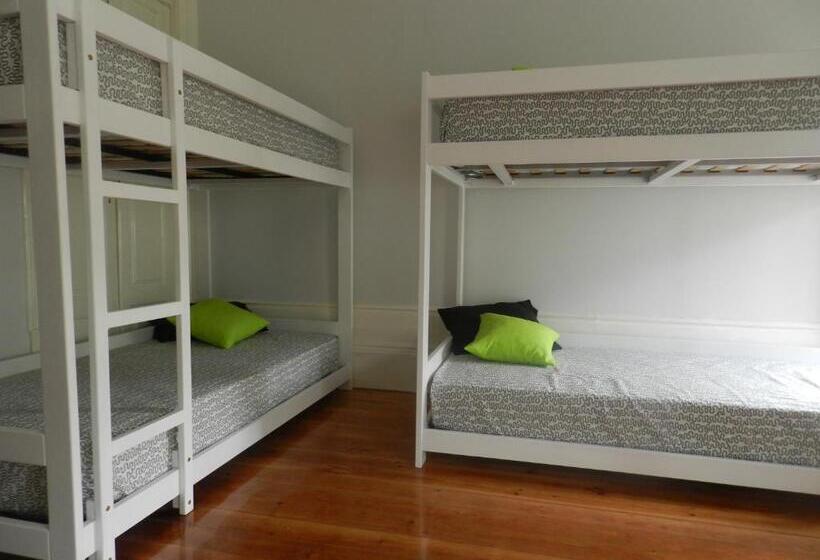 اتاق سوپریور خانوادگی, Jualis Guest House