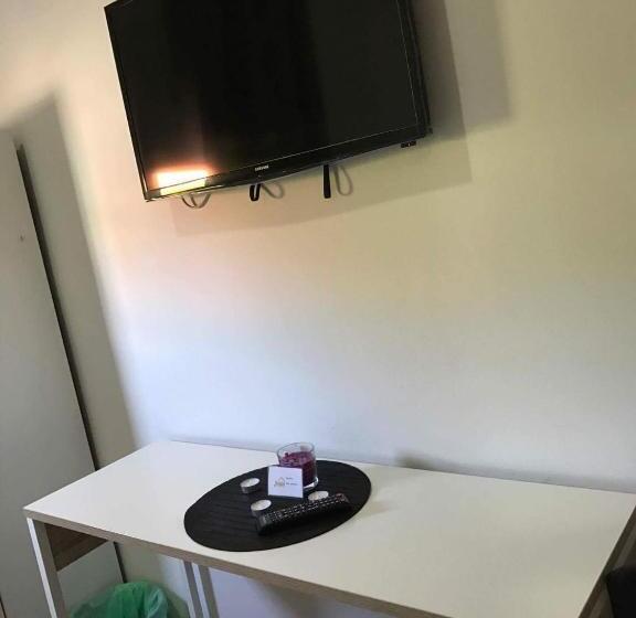 اتاق سوپریور با چشم‌انداز باغ, Jualis Guest House