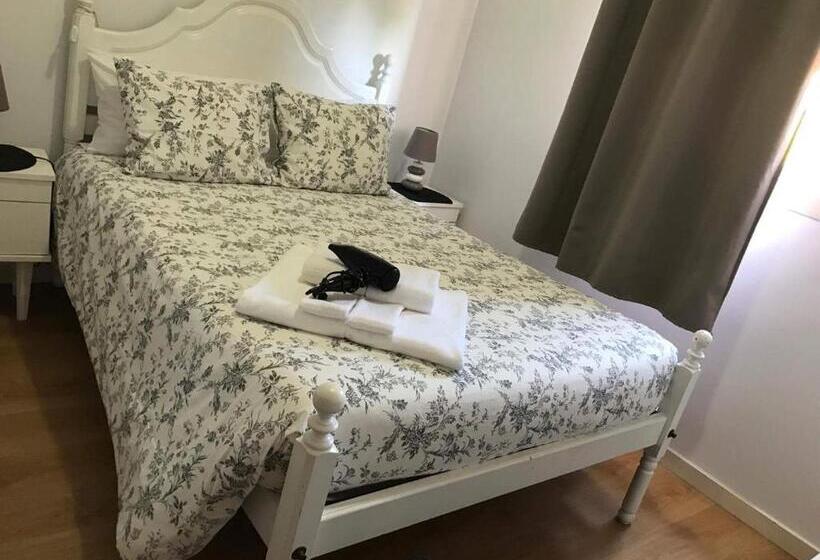 اتاق سوپریور با چشمانداز باغ, Jualis Guest House