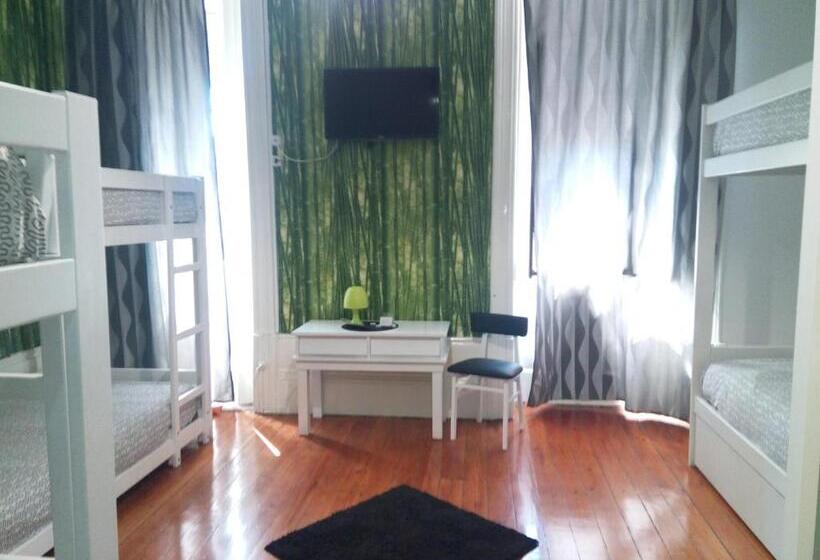 اتاق سوپریور خانوادگی, Jualis Guest House