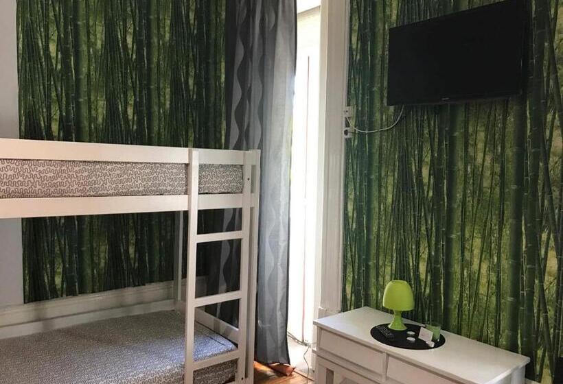 اتاق سوپریور خانوادگی, Jualis Guest House