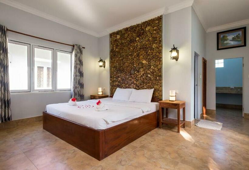 بنجلو ديلوكس, Kep Bungalows