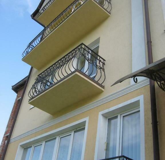 Полулюкс, Vian Guest House