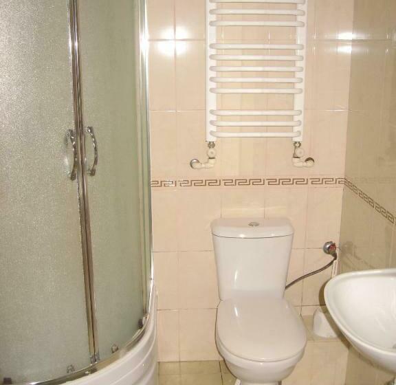 Полулюкс, Vian Guest House