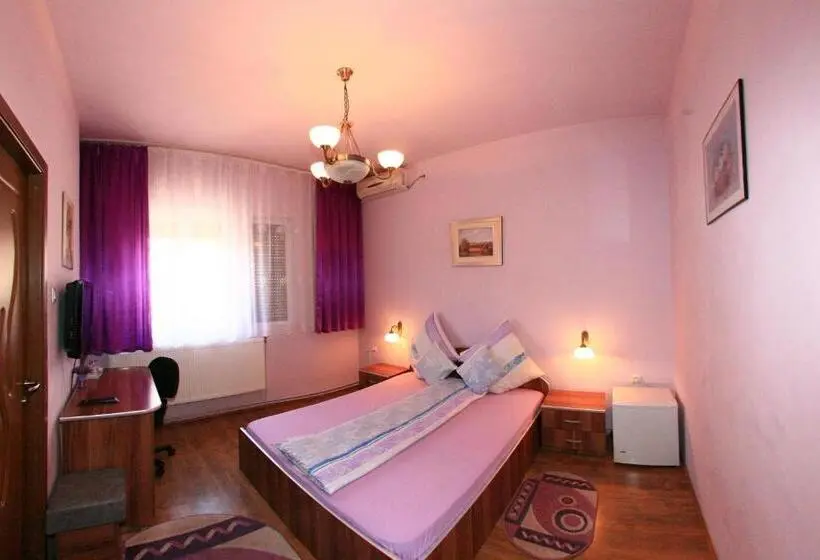 اتاق استاندارد, Radena