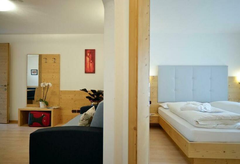 Апартаменты 1 Спальня, Residence Ciasa Mirasas