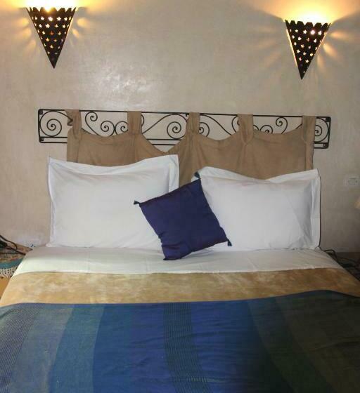 اتاق استاندارد, Dar Aida