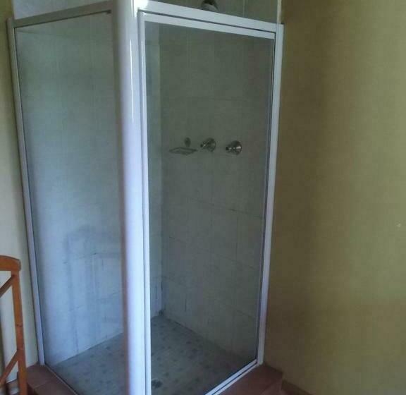 اتاق استاندارد, Fairy Knowe Backpackers Lodge