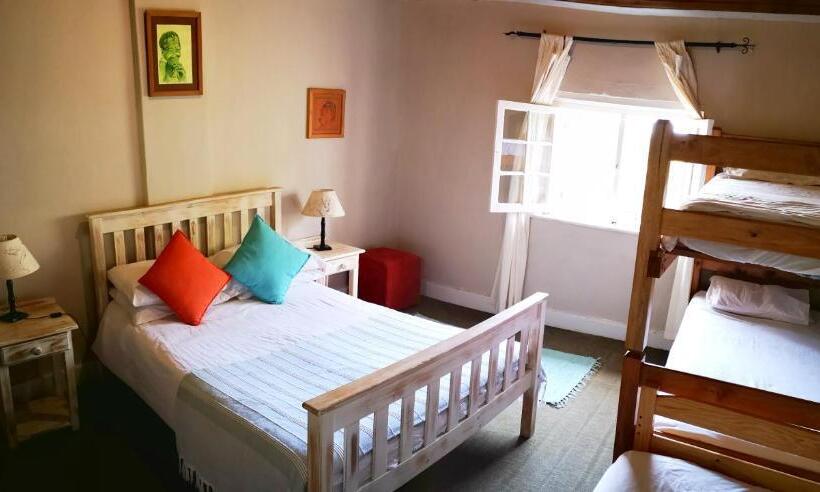 اتاق خانوادگی, Fairy Knowe Backpackers Lodge