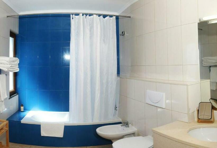 דירת חדר, Baia Da Barca