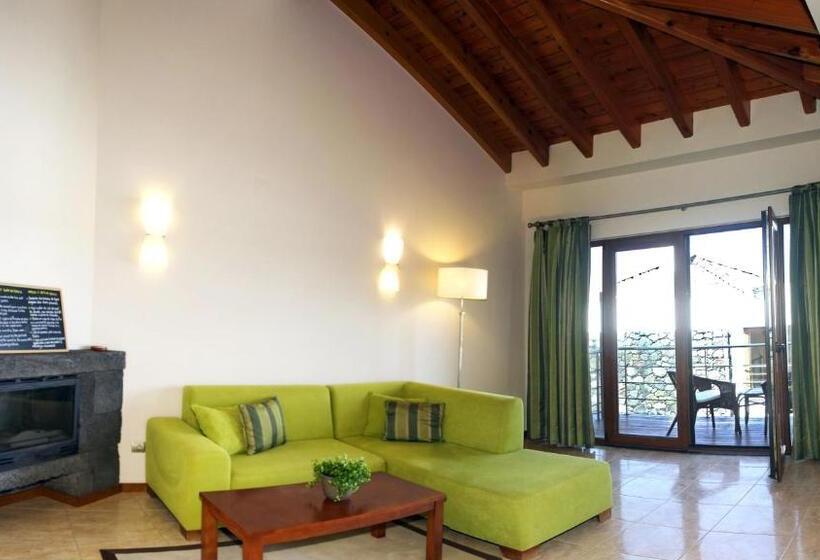 דירת חדר, Baia Da Barca