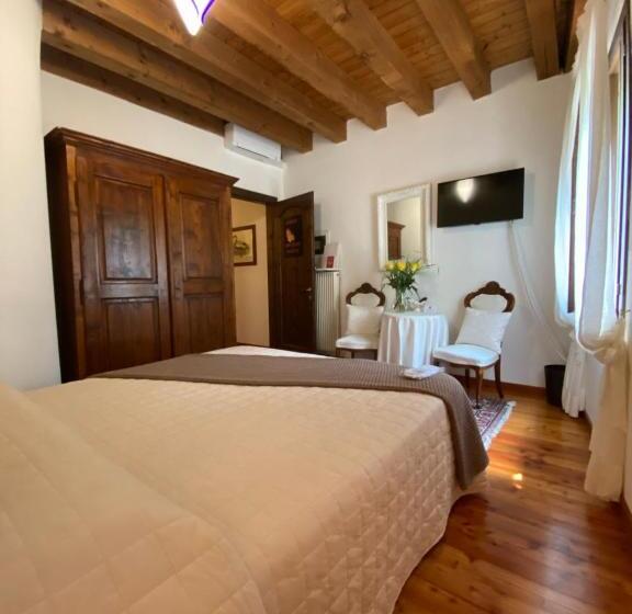 标准间, Ca  Hemingway