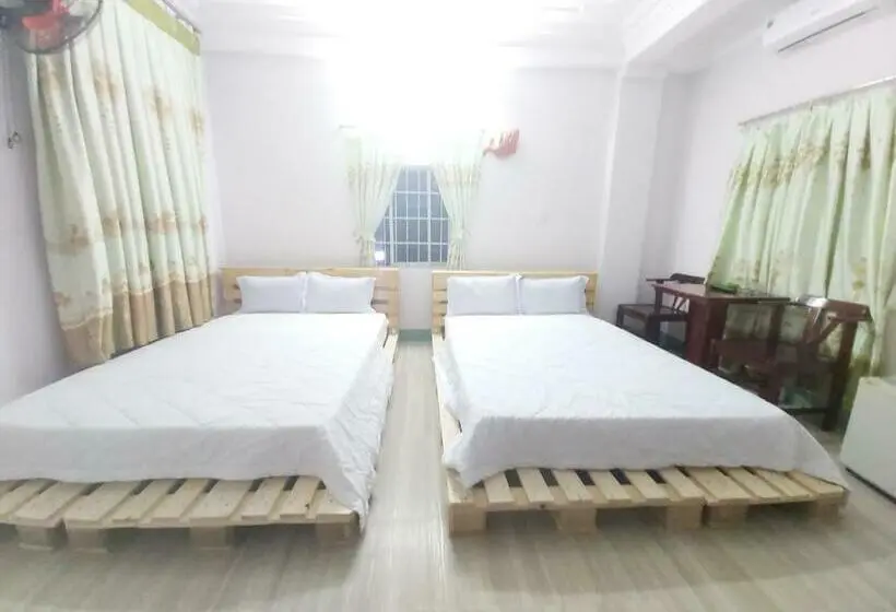اتاق استاندارد, Thanh Van 2