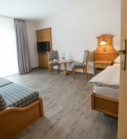 Quarto Estandar, Willinger Mitte