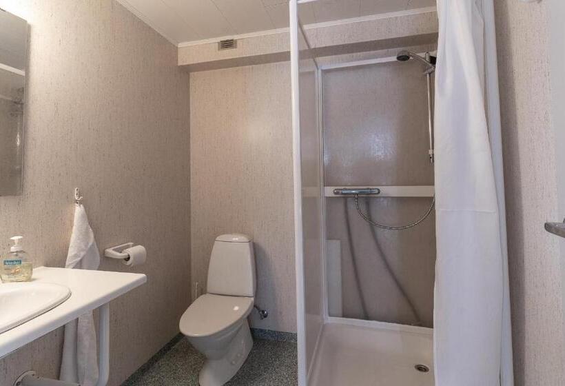 تختخواب در اتاق مشترک, Isafjordur Hostel