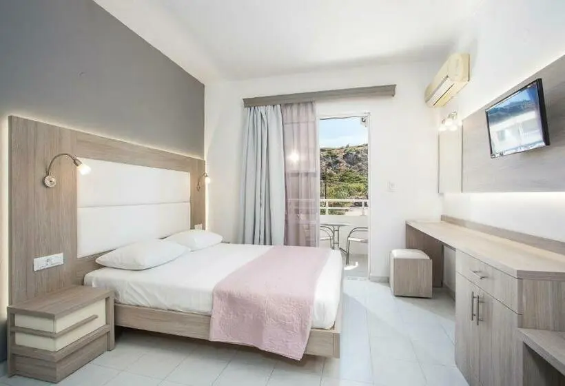 Standard-studio, Maroula Studios