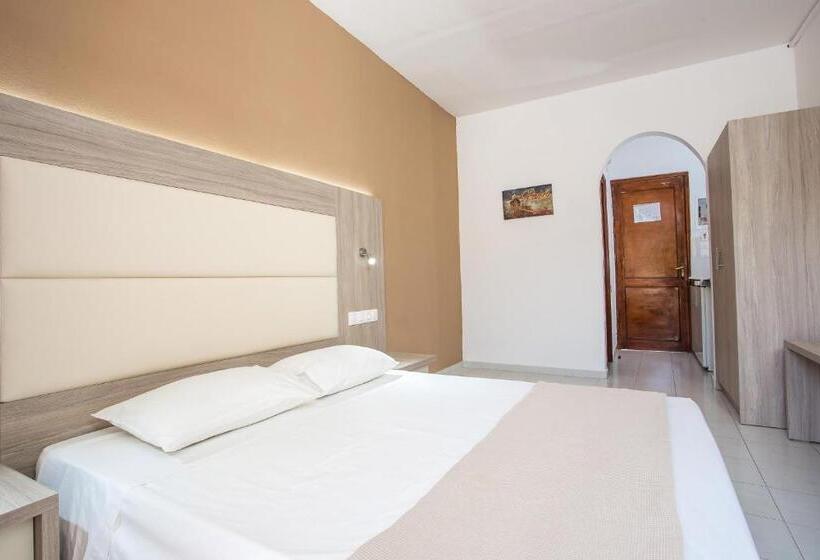 스탠다드 룸 풀장 전망, Maroula Studios