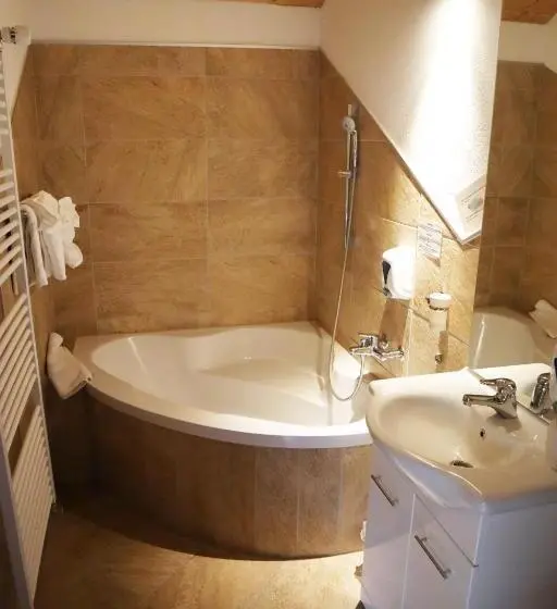 スタンダードルーム, Gruyère Rooms