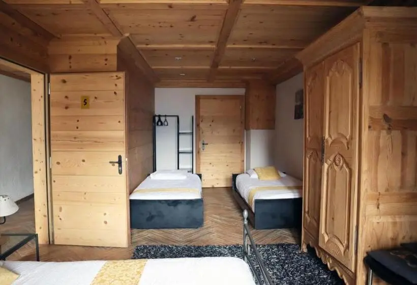 スタンダード４人部屋, Gruyère Rooms