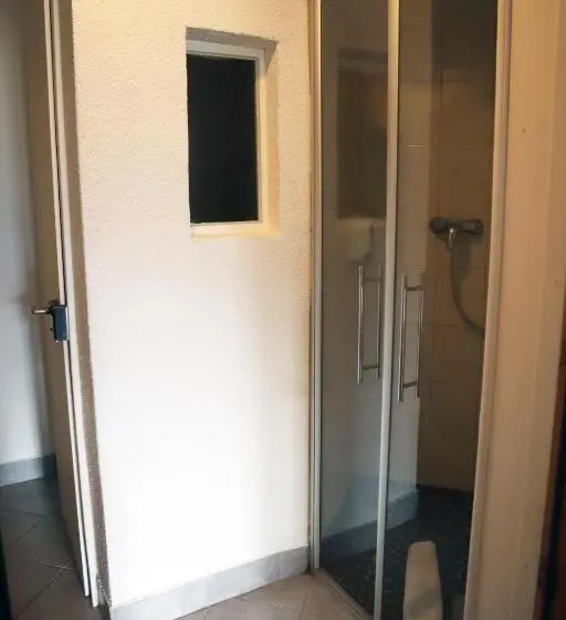 スタンダード４人部屋, Gruyère Rooms