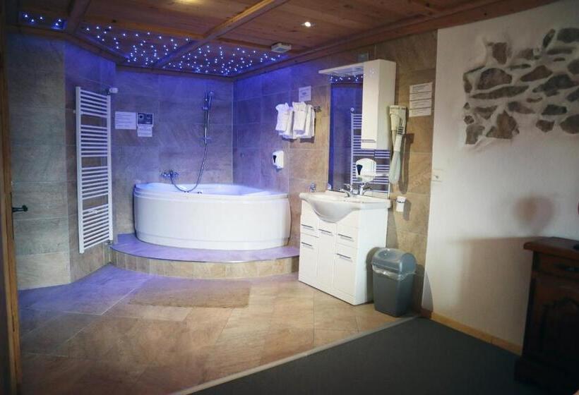 חדר דלוקס עם נוף להרים, Gruyère Rooms