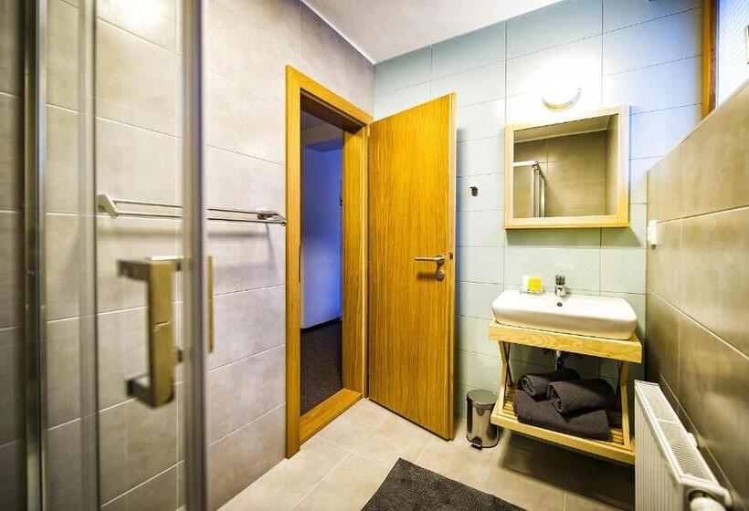 Номер Стандарт Трехместный, Penzion Flores