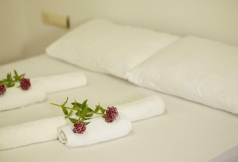 غرفة قياسية, Plaj