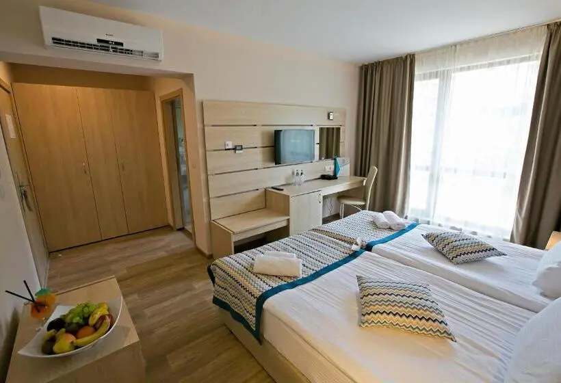 パークビューのデラックスルーム, Royal Grand Hotel And Spa   All Inclusive And Free Beach Accsess