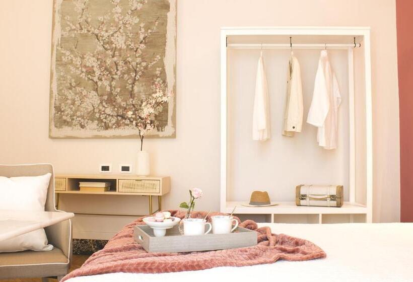 חדר סטנדרט לשלושה עם מרפסת, Accanto Al Centro B&b