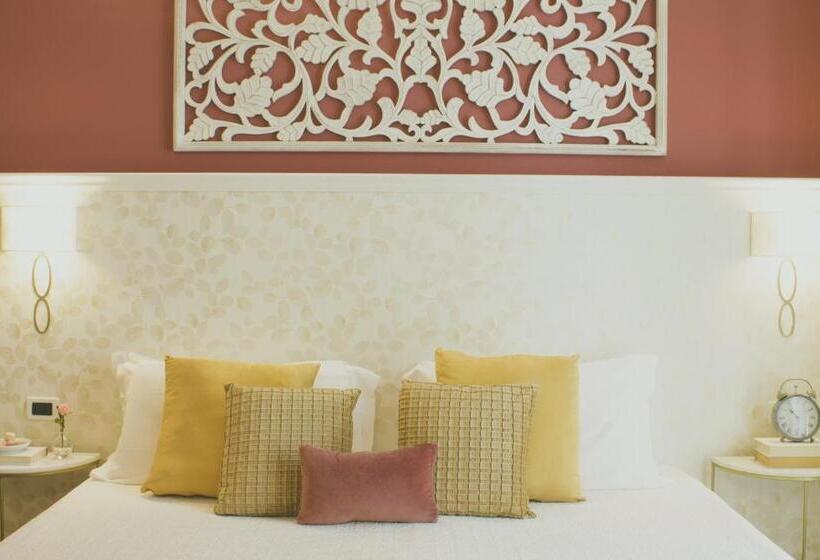 חדר סטנדרט לשלושה עם מרפסת, Accanto Al Centro B&b