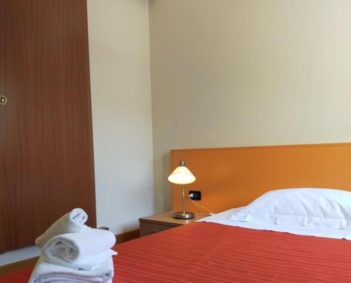 חדר סטנדרט יחיד, Accanto Al Centro B&b