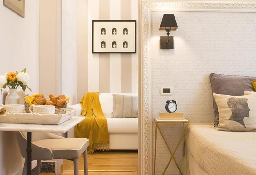 חדר סטנדרט לשלושה, Accanto Al Centro B&b