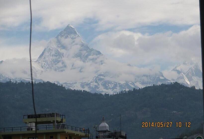 اتاق استاندارد با بالکن, New United