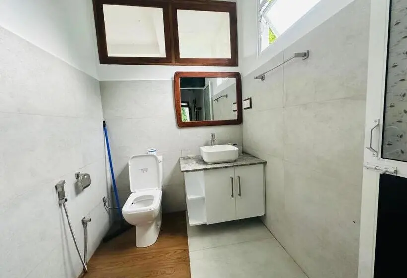 اتاق لوکس خانوادگی, River Splendour Home Stay