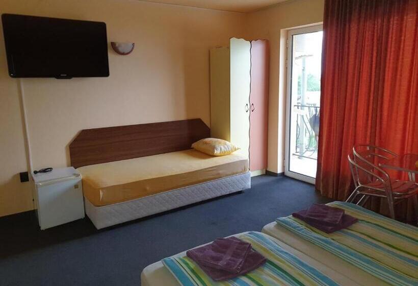 Triple Room Sea View, Family Hotel Pier