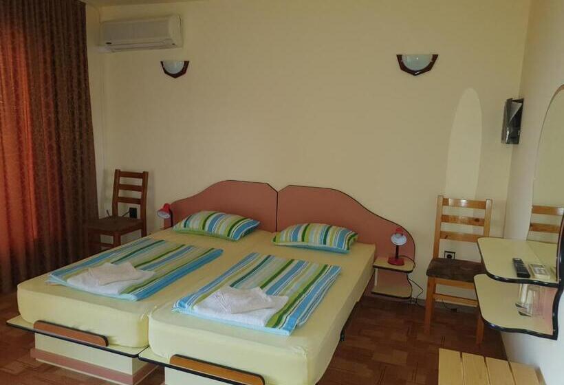 Triple Room Sea View, Family Hotel Pier