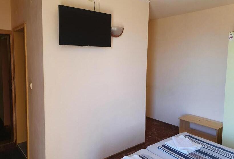 스탠다드 4인용 룸 바다전망, Family Hotel Pier