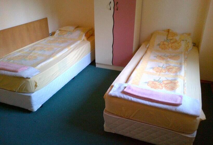 Четырехместный Номер Стандарт Вид на Море, Family Hotel Pier