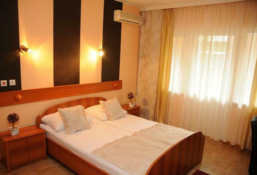 اتاق استاندارد با بالکن, Aqua Panon