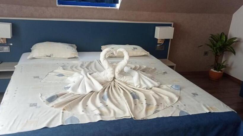 Люкс с Балконом, Complex Astra