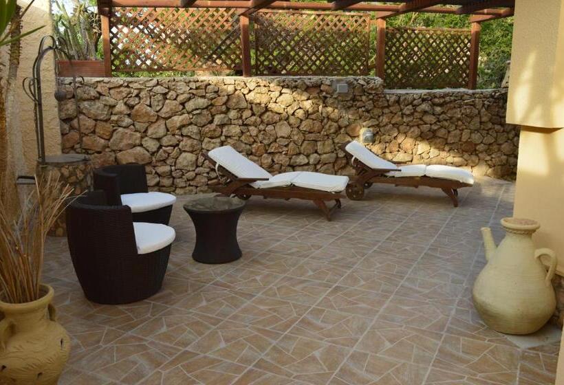 Номер Стандарт, Le Anfore Hotel   Lampedusa