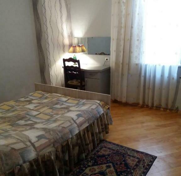 اتاق خانوادگی, Guest House Lviv грузия