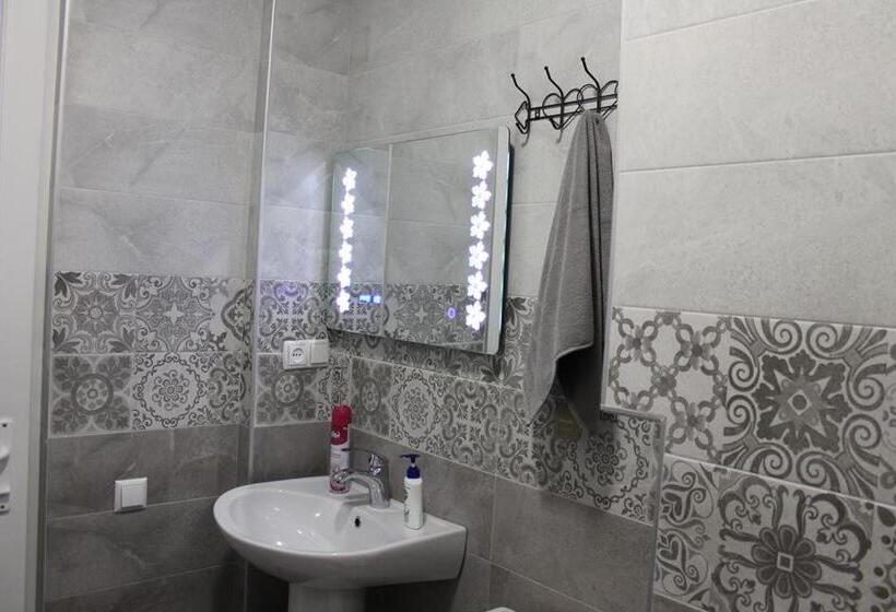 اتاق لوکس, Guest House Lviv грузия