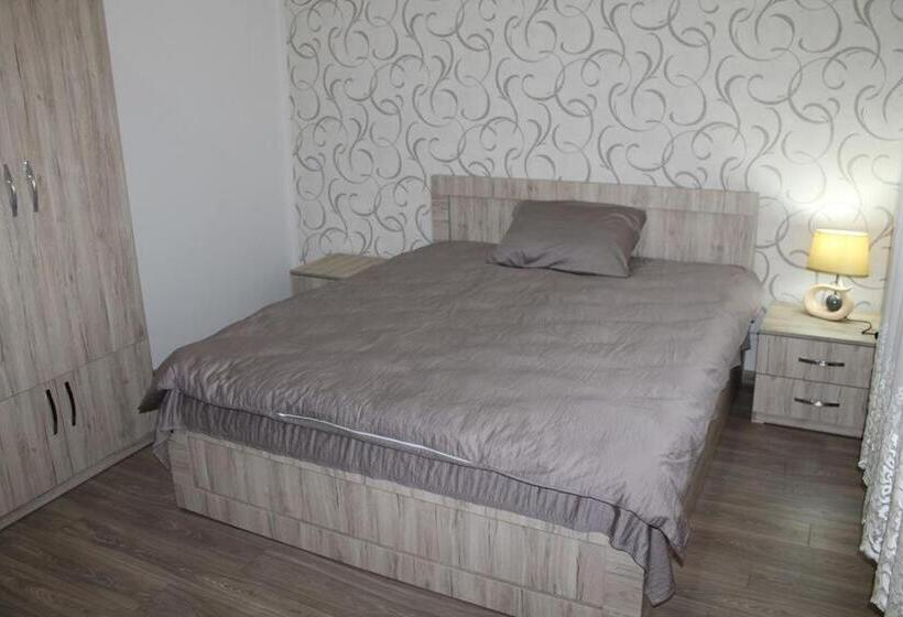 اتاق لوکس, Guest House Lviv грузия