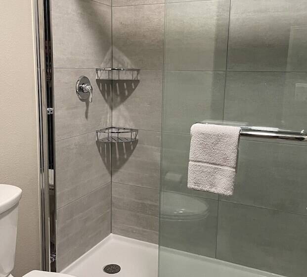 جناح, Best Western Fishkill Inn & Suites