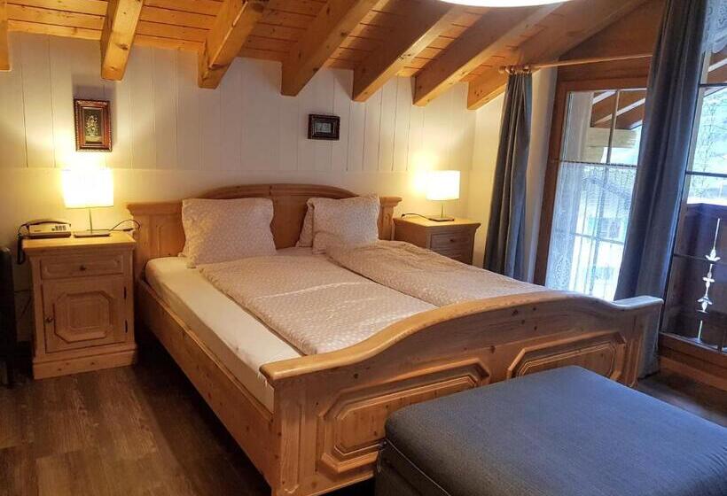 חדר דלוקס לארבעה, Beau Séjour